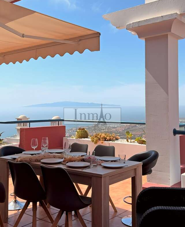 APARTAMENTO DE LUJO EN RESIDENCIAL ROQUE DEL CONDE CON VISTAS AL MAR