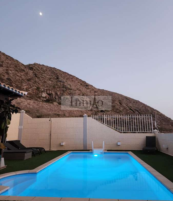 Chalet Pareado ÚNICO en Mesetas del Mar – Los Cristianos