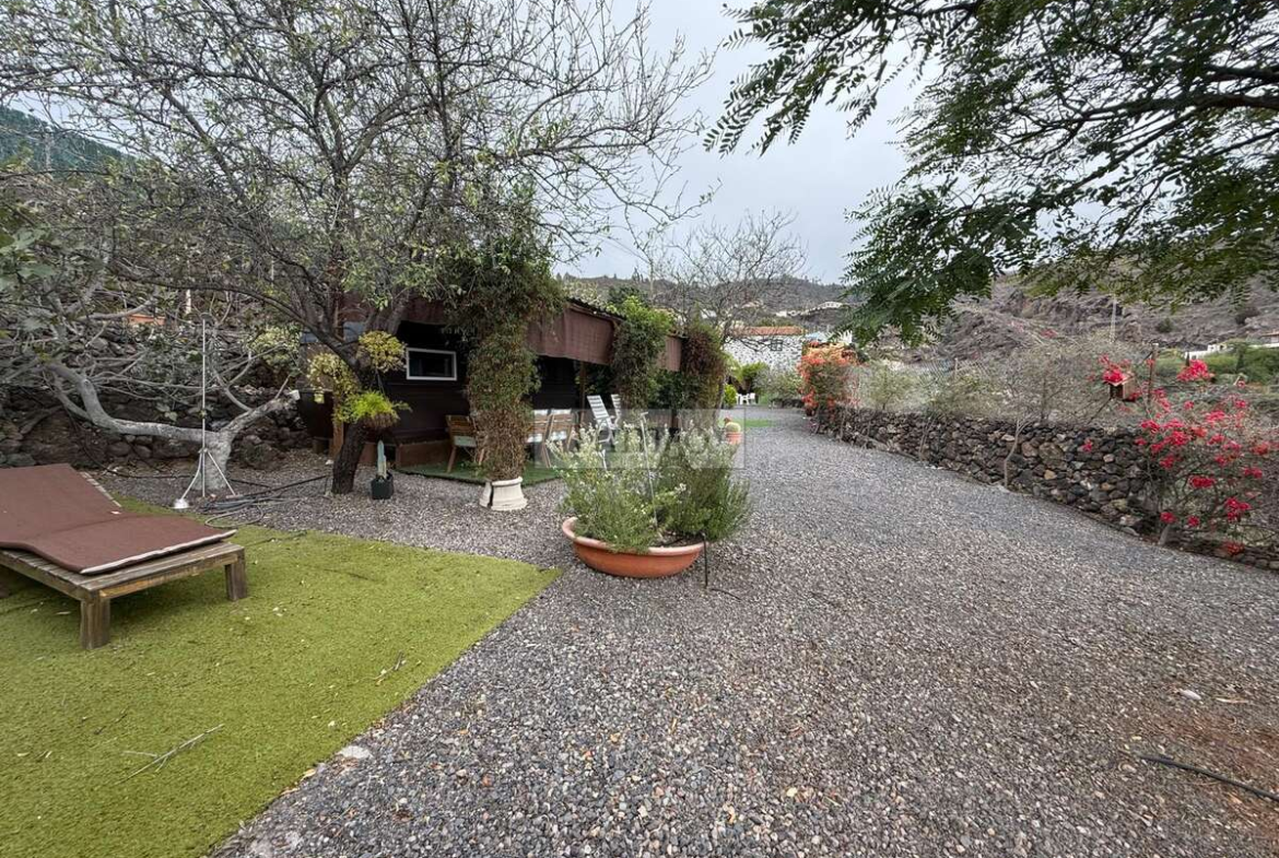 Finca con casa reformada – Guía de Isora