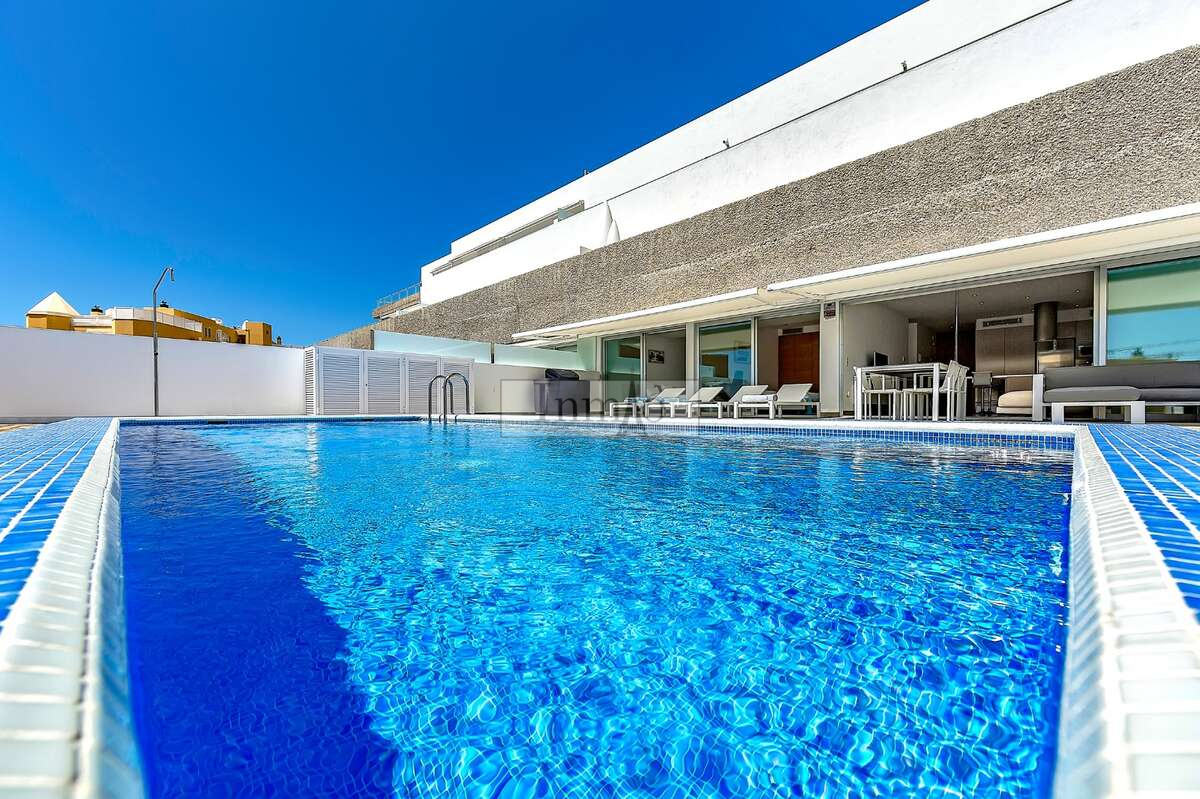 Precioso apartamento con piscina privada – Caleta Palms