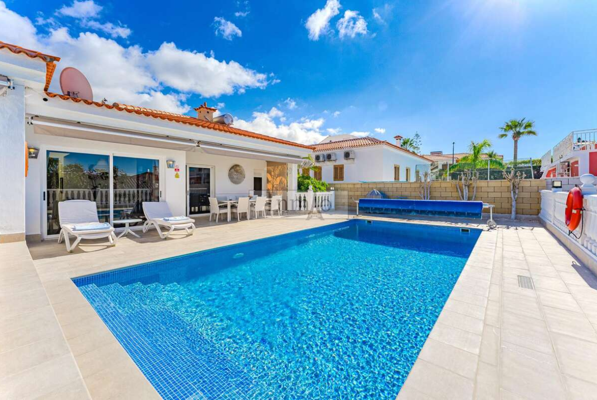 piscina climatizada y máxima privacidad